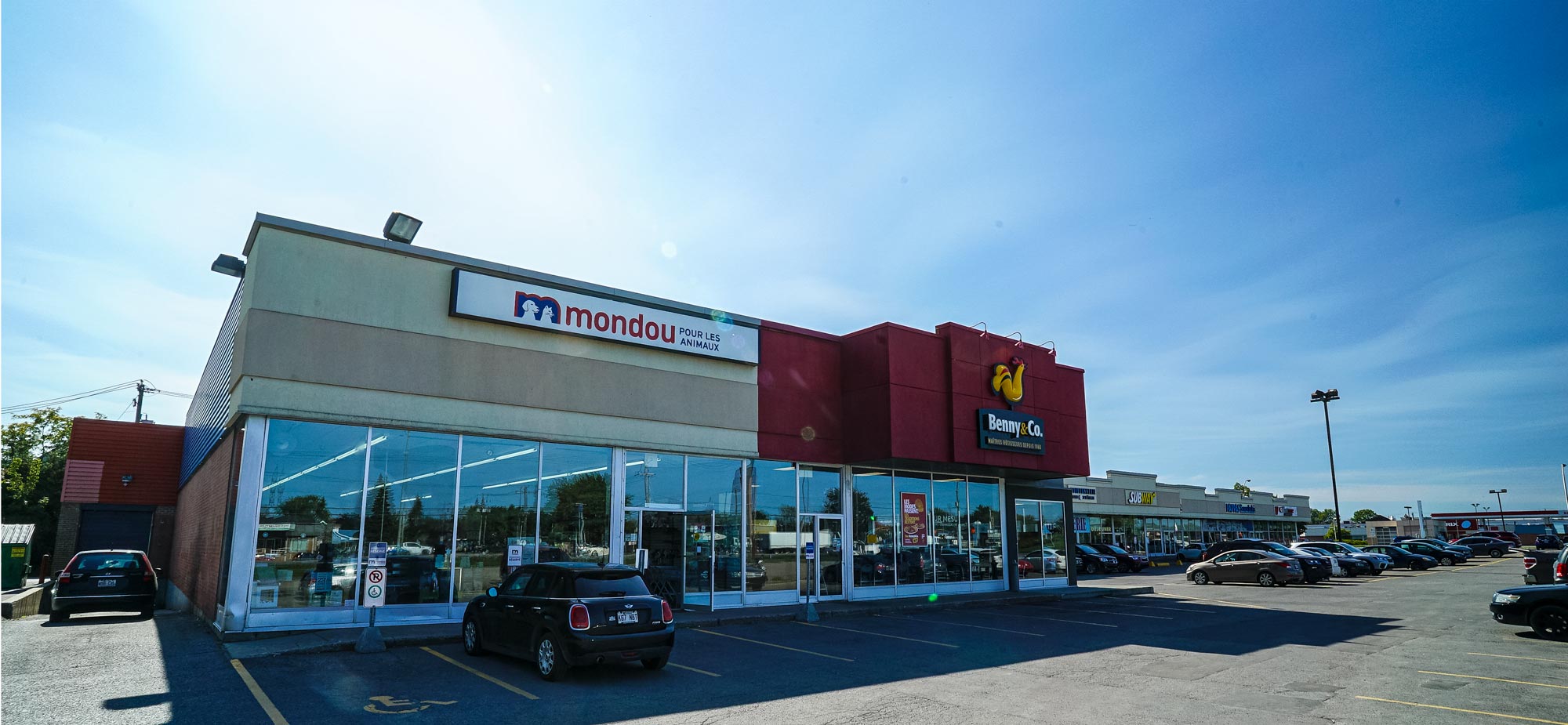 Commercial property management in Saint-Constant