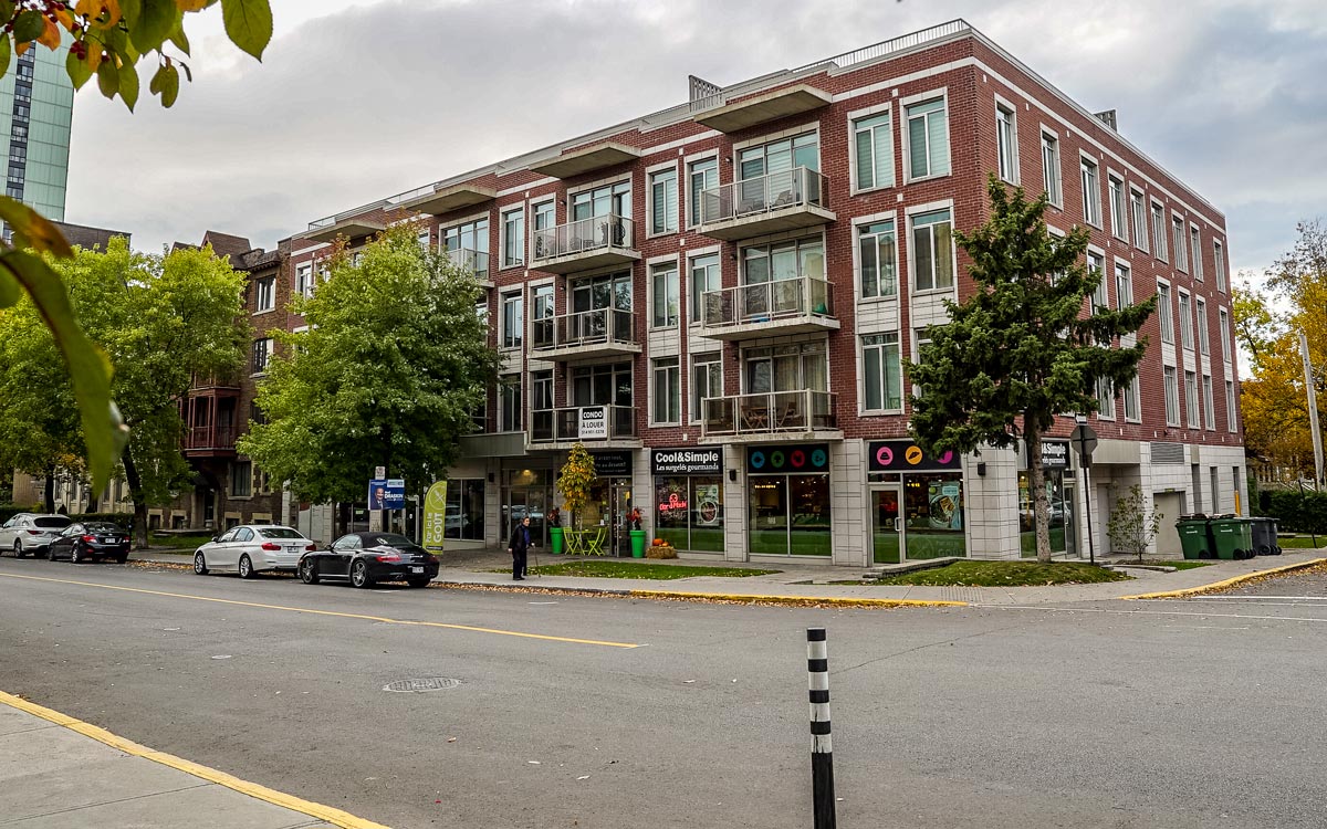 5855 Monkland