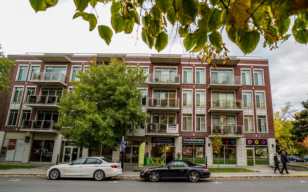 5855 Monkland