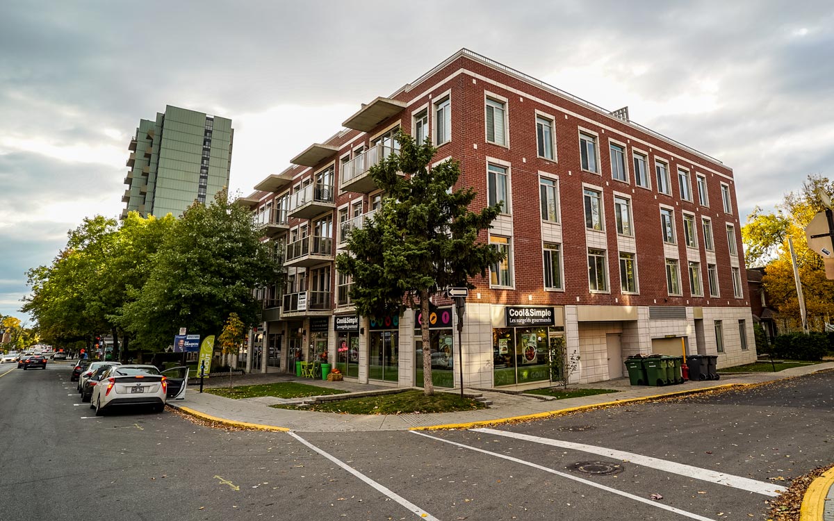 5855 Monkland